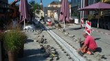 Stadtwerke Pfaffenhofen - Stadtwerke sanieren Sparkassenplatz in Handarbeit