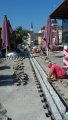 Stadtwerke Pfaffenhofen - Stadtwerke sanieren Sparkassenplatz in Handarbeit