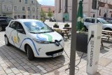 Stadtwerke Pfaffenhofen - Lautlose Sause: Mit der neuen E-Ladekarte der Stadtwerke im In- und Ausland Strom tanken