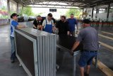 Stadtwerke Pfaffenhofen - Kommunalunternehmen baut Bühne für Gautrachtenfest in der Stadtwerke-Arena
