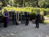 Stadtwerke Pfaffenhofen - Neue Urnenwand auf dem Friedhof Altenstadt ökumenisch gesegnet