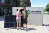 Stadtwerke Pfaffenhofen - Tag der offenen Tore - Stadtwerke überreichen Balkonkraftwerk